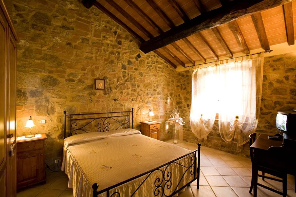 Agriturismo Belagaggio Montefollonico Eksteriør bilde