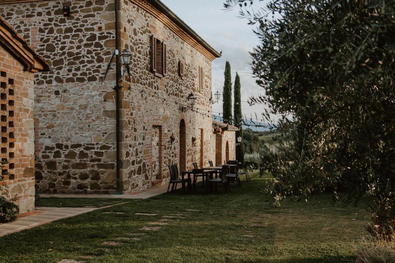 Agriturismo Belagaggio Montefollonico Eksteriør bilde